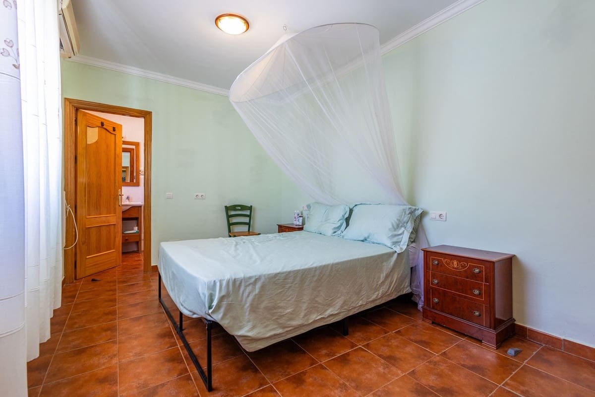 3 bedroom Finca/Country House for sale in Competa with pool garage - € 362,000 (Ref: 10004640)
