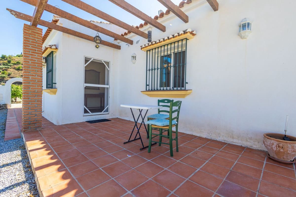 3 bedroom Finca/Country House for sale in Competa with pool garage - € 362,000 (Ref: 10004640)