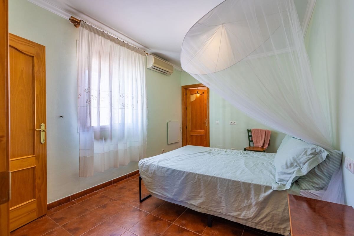 3 bedroom Finca/Country House for sale in Competa with pool garage - € 362,000 (Ref: 10004640)