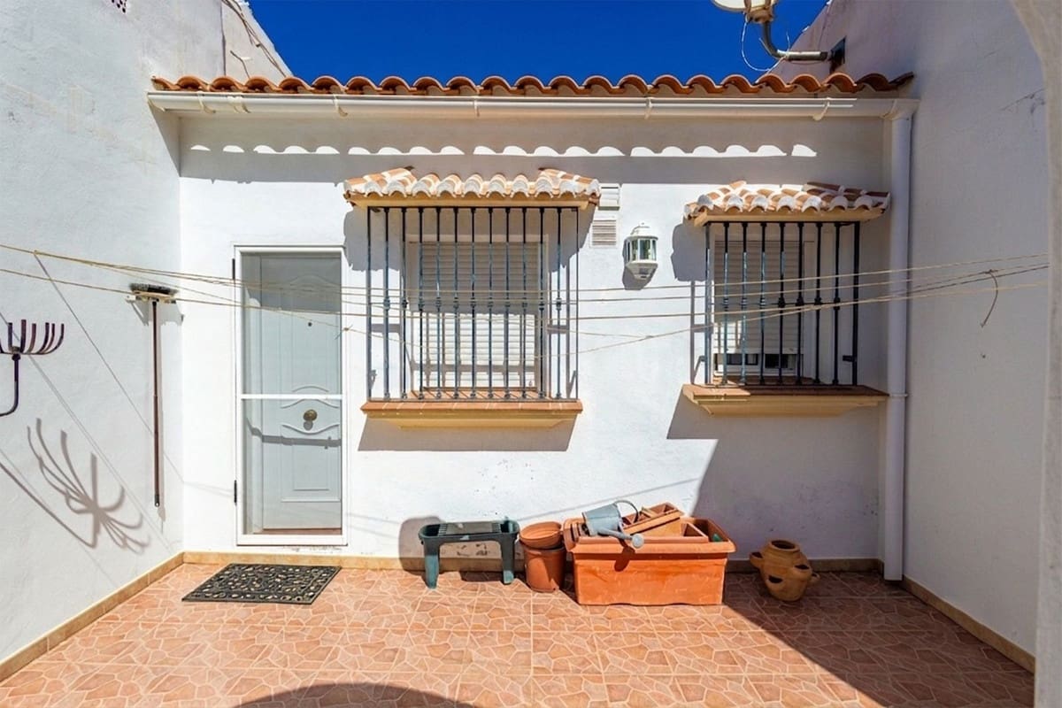 3 bedroom Finca/Country House for sale in Competa with pool garage - € 362,000 (Ref: 10004640)