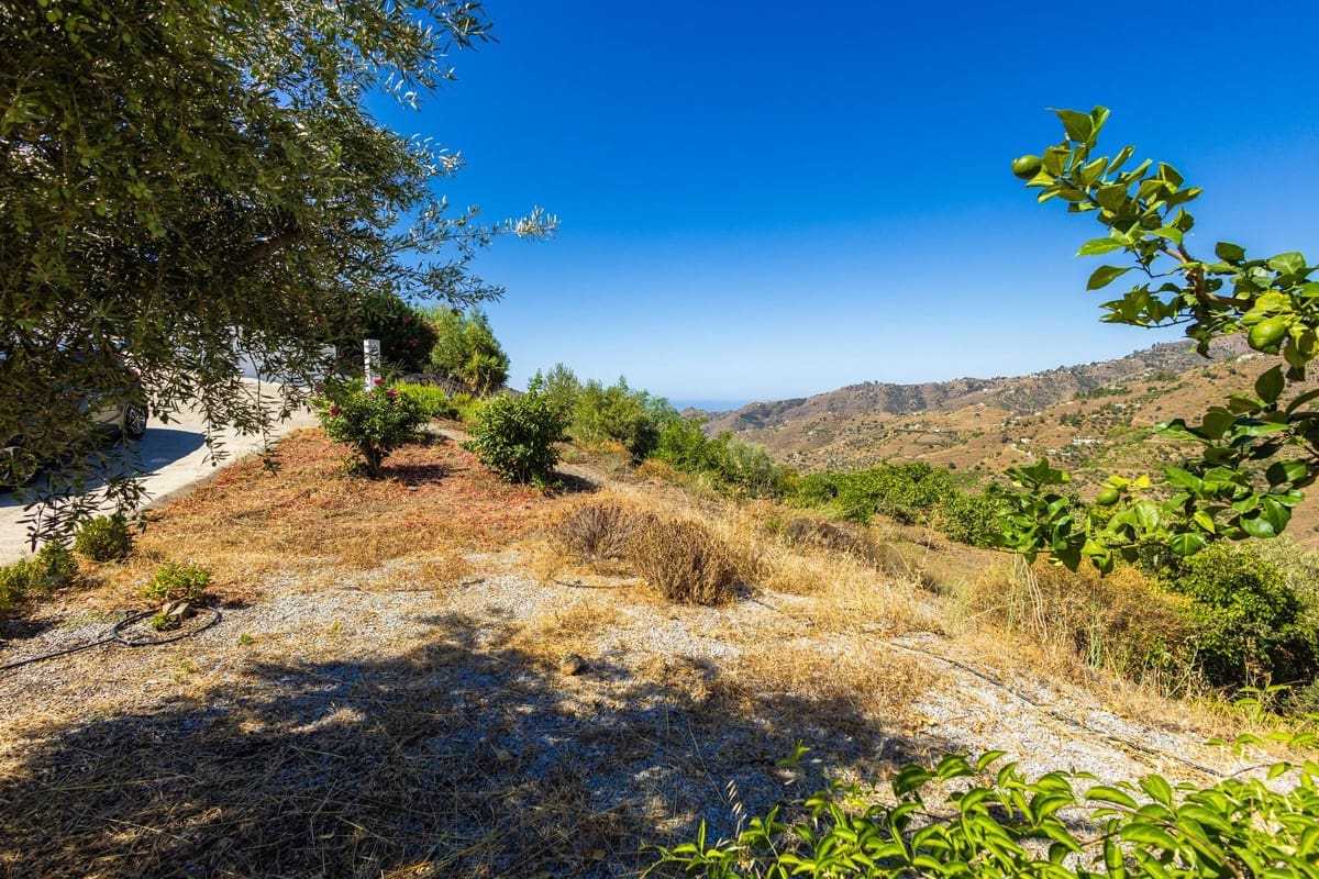 3 bedroom Finca/Country House for sale in Competa with pool garage - € 362,000 (Ref: 10004640)