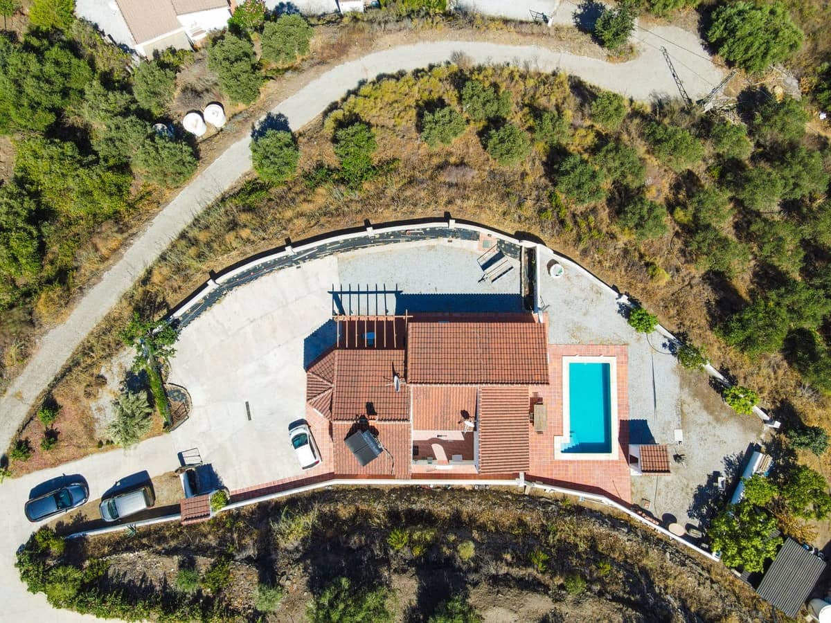 3 bedroom Finca/Country House for sale in Competa with pool garage - € 362,000 (Ref: 10004640)
