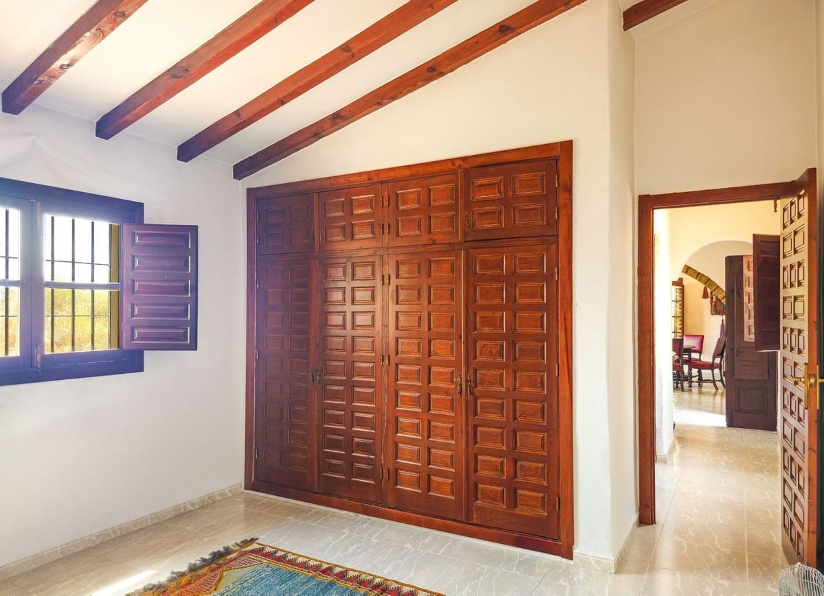 3 sovrum Villa till salu i Sedella med pool garage - 299 000 € (Ref: 10011903)