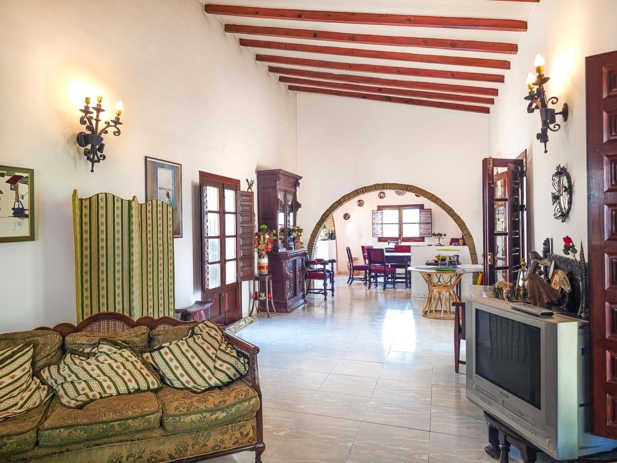 3 sovrum Villa till salu i Sedella med pool garage - 299 000 € (Ref: 10011903)