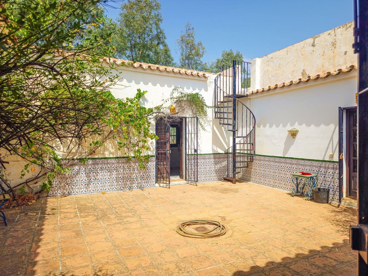 3 sovrum Villa till salu i Sedella med pool garage - 299 000 € (Ref: 10011903)
