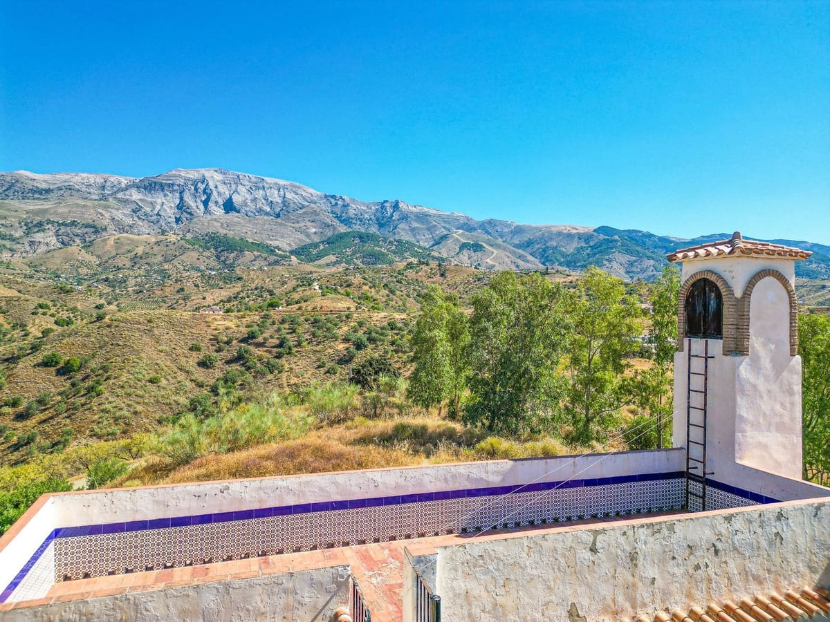 3 sovrum Villa till salu i Sedella med pool garage - 299 000 € (Ref: 10011903)