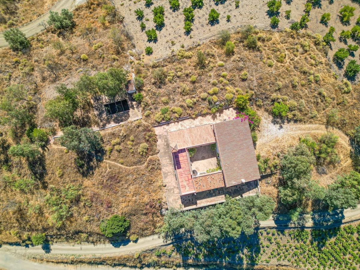 3 sovrum Villa till salu i Sedella med pool garage - 299 000 € (Ref: 10011903)