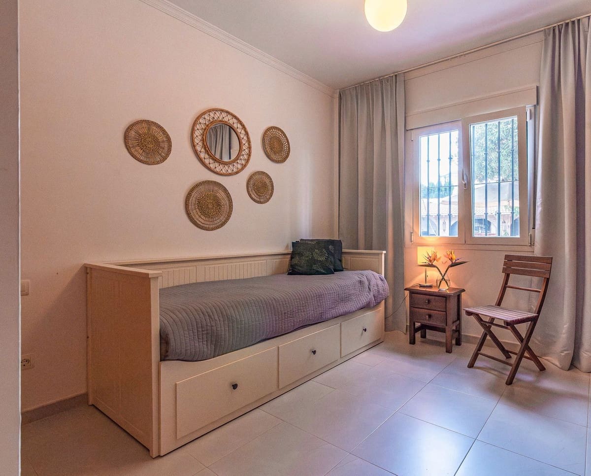5 sovrum Villa till salu i Arenas med pool garage - 775 000 € (Ref: 10012735)