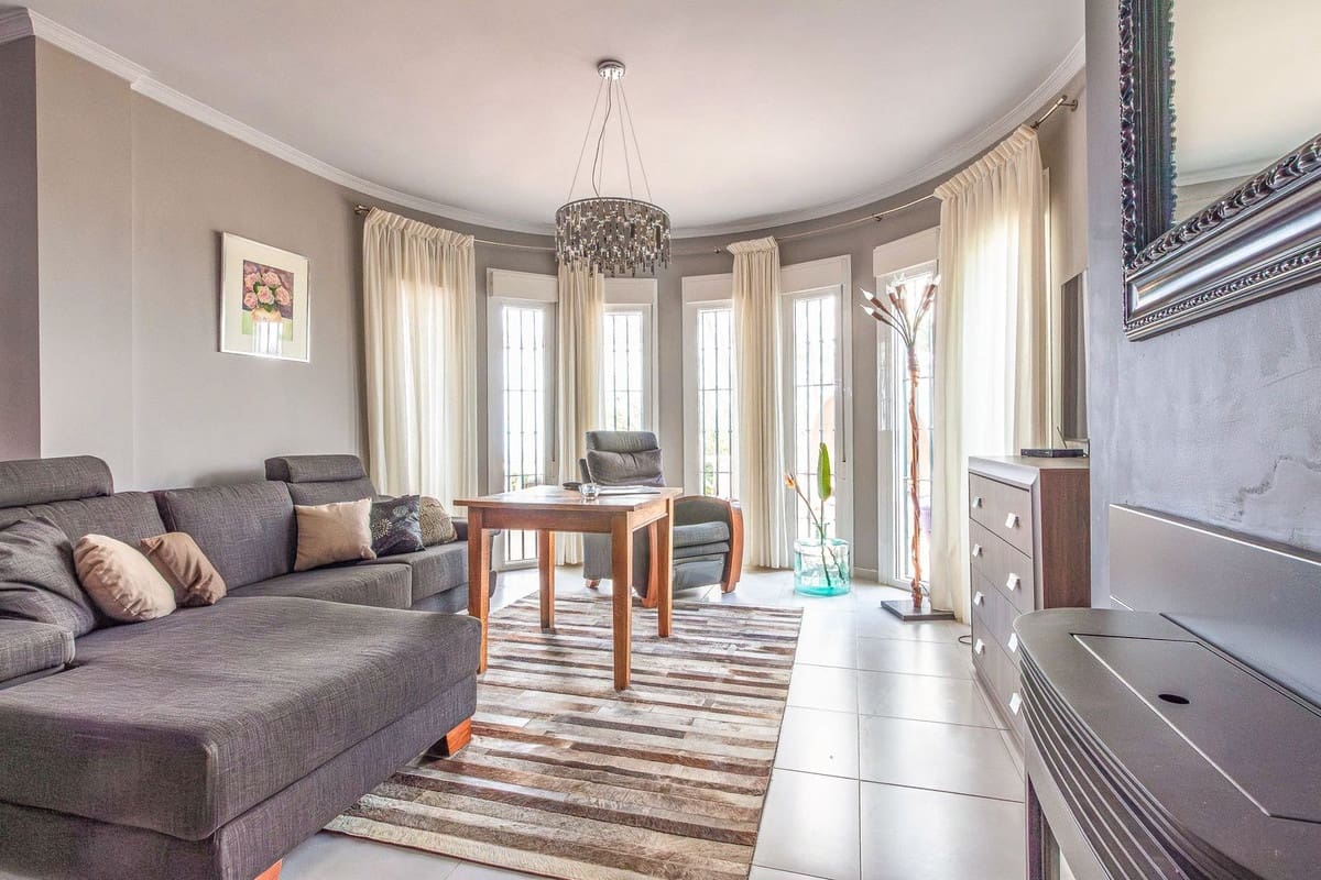 5 sovrum Villa till salu i Arenas med pool garage - 775 000 € (Ref: 10012735)
