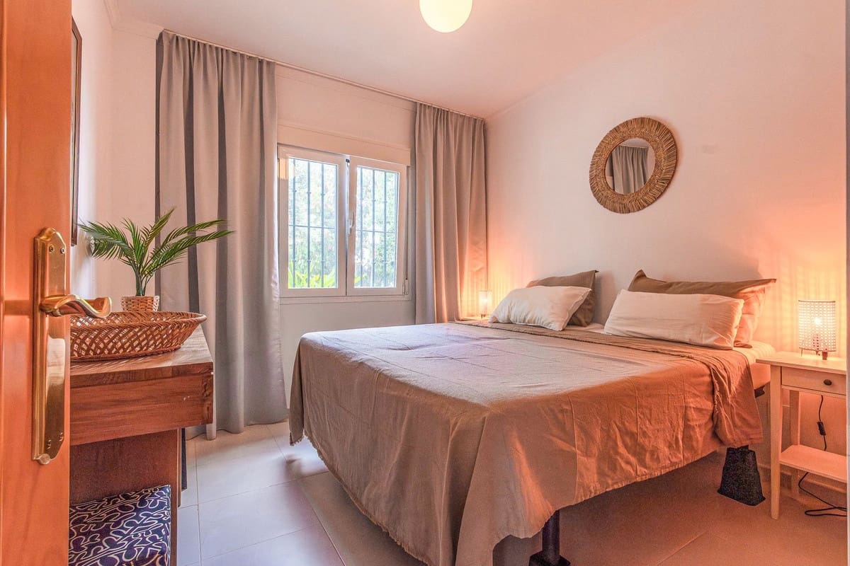 5 sovrum Villa till salu i Arenas med pool garage - 775 000 € (Ref: 10012735)