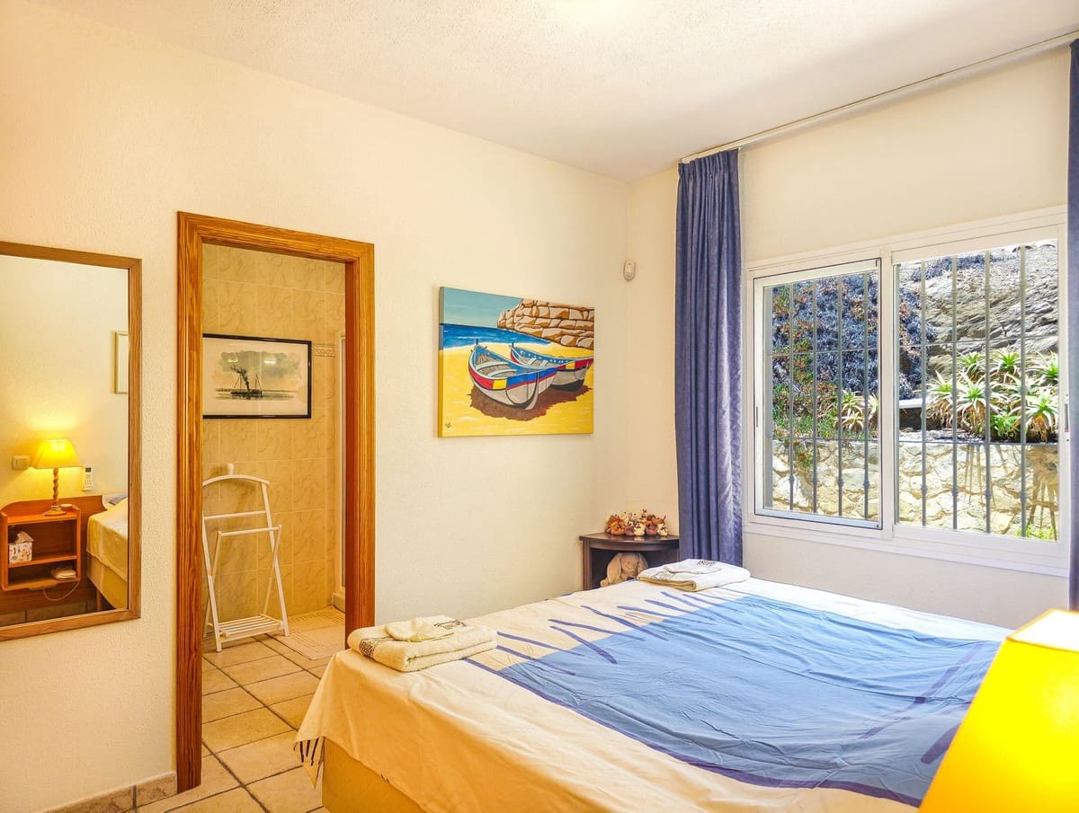 4 quarto Moradia para venda em Arenas com piscina garagem - 895 000 € (Ref: 10019795)