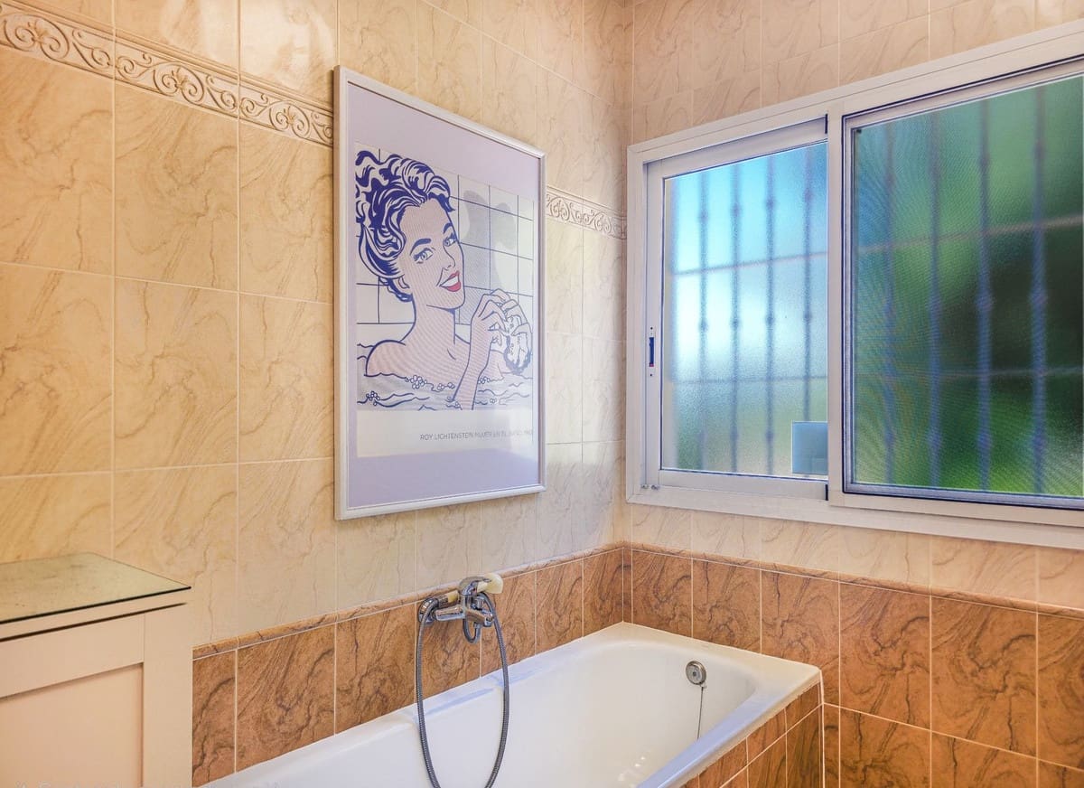 4 quarto Moradia para venda em Arenas com piscina garagem - 895 000 € (Ref: 10019795)
