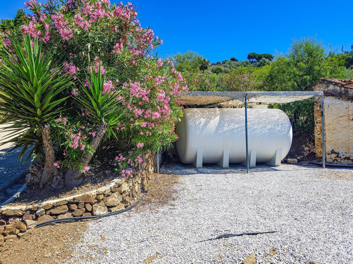 4 quarto Moradia para venda em Arenas com piscina garagem - 895 000 € (Ref: 10019795)