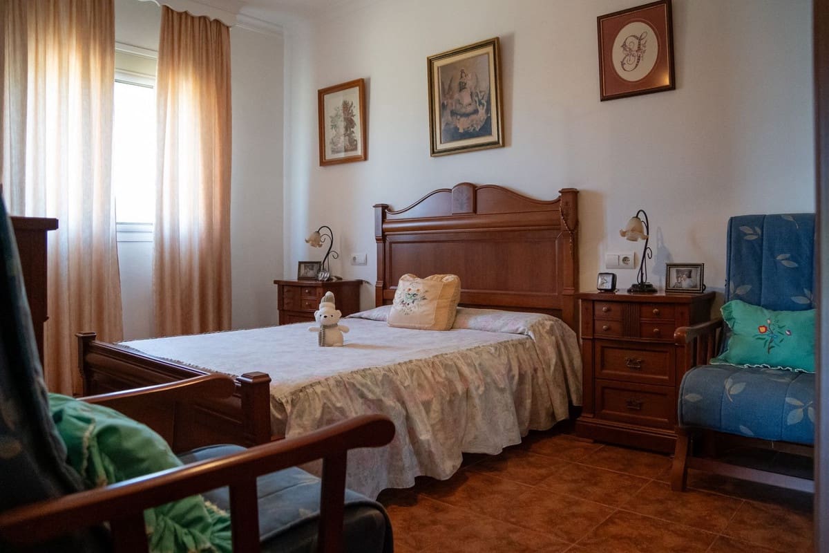 3 camera da letto Finca/Casa di Campagna in vendita in Alora con garage - 249.000 € (Rif: 10031007)