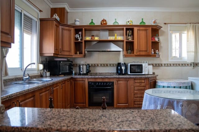 3 camera da letto Finca/Casa di Campagna in vendita in Alora con garage - 249.000 € (Rif: 10031007)