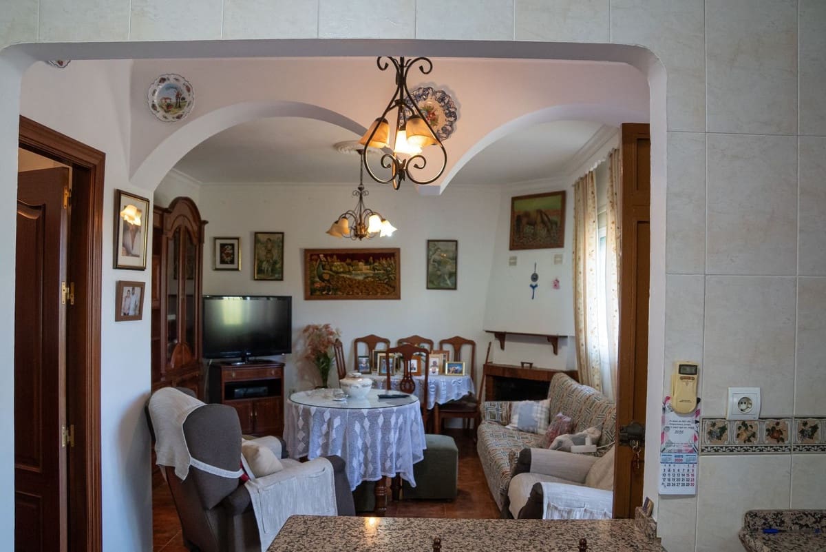 3 camera da letto Finca/Casa di Campagna in vendita in Alora con garage - 249.000 € (Rif: 10031007)