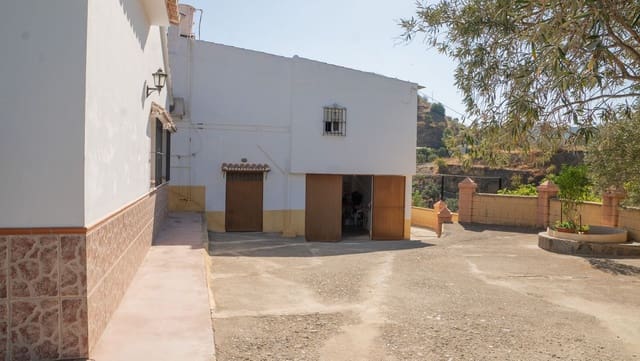 3 camera da letto Finca/Casa di Campagna in vendita in Alora con garage - 249.000 € (Rif: 10031007)