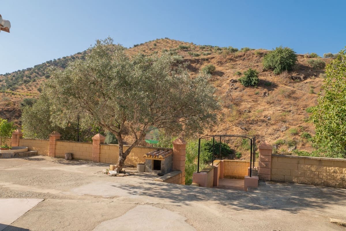 3 camera da letto Finca/Casa di Campagna in vendita in Alora con garage - 249.000 € (Rif: 10031007)