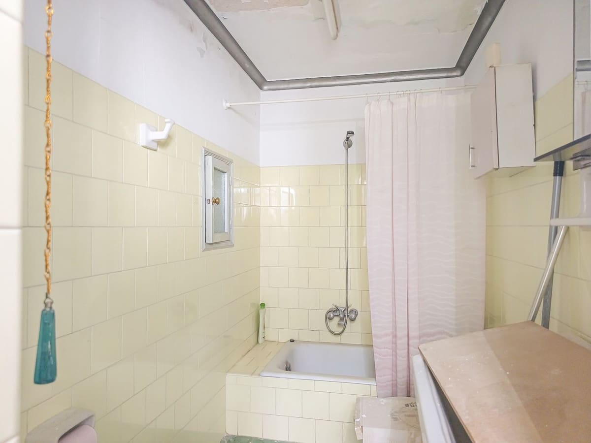 10 quarto Casa em Banda para venda em Competa - 210 000 € (Ref: 10036215)
