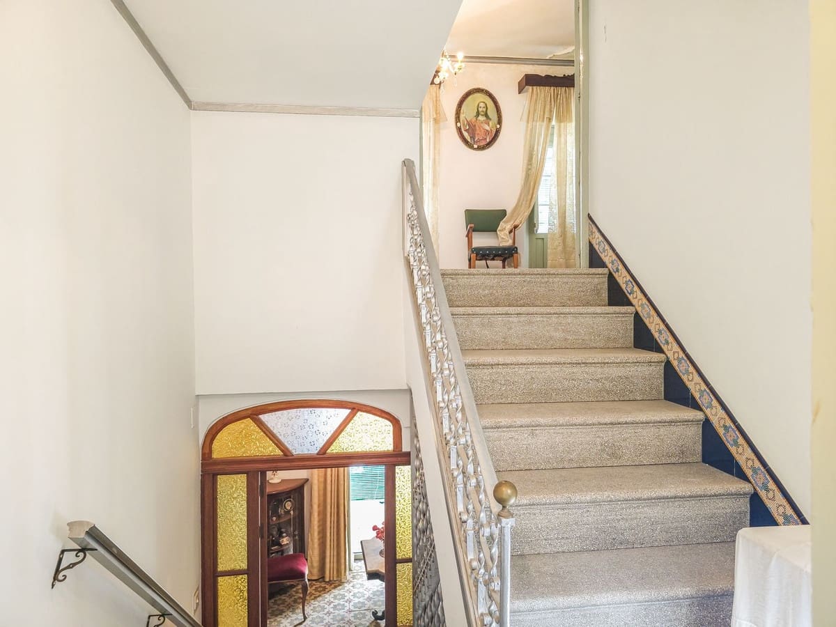 10 quarto Casa em Banda para venda em Competa - 210 000 € (Ref: 10036215)