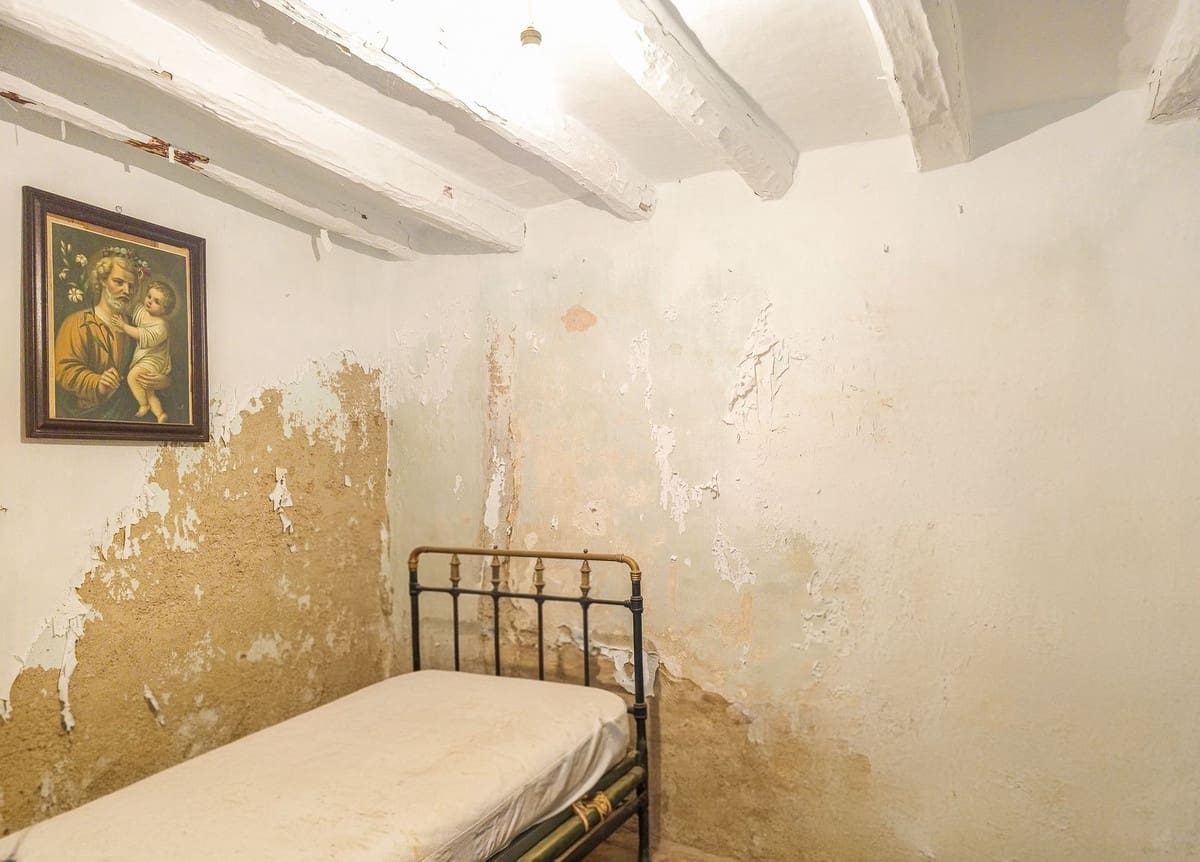 10 quarto Casa em Banda para venda em Competa - 210 000 € (Ref: 10036215)