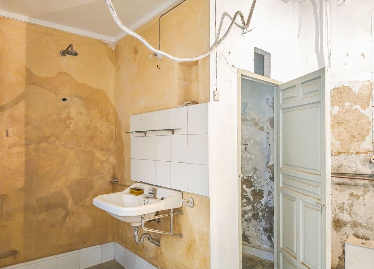10 quarto Casa em Banda para venda em Competa - 210 000 € (Ref: 10036215)