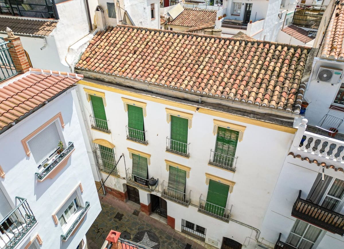 10 quarto Casa em Banda para venda em Competa - 210 000 € (Ref: 10036215)
