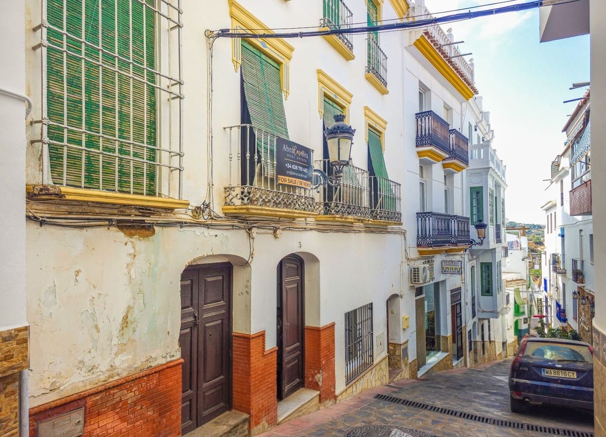 10 quarto Casa em Banda para venda em Competa - 210 000 € (Ref: 10036215)