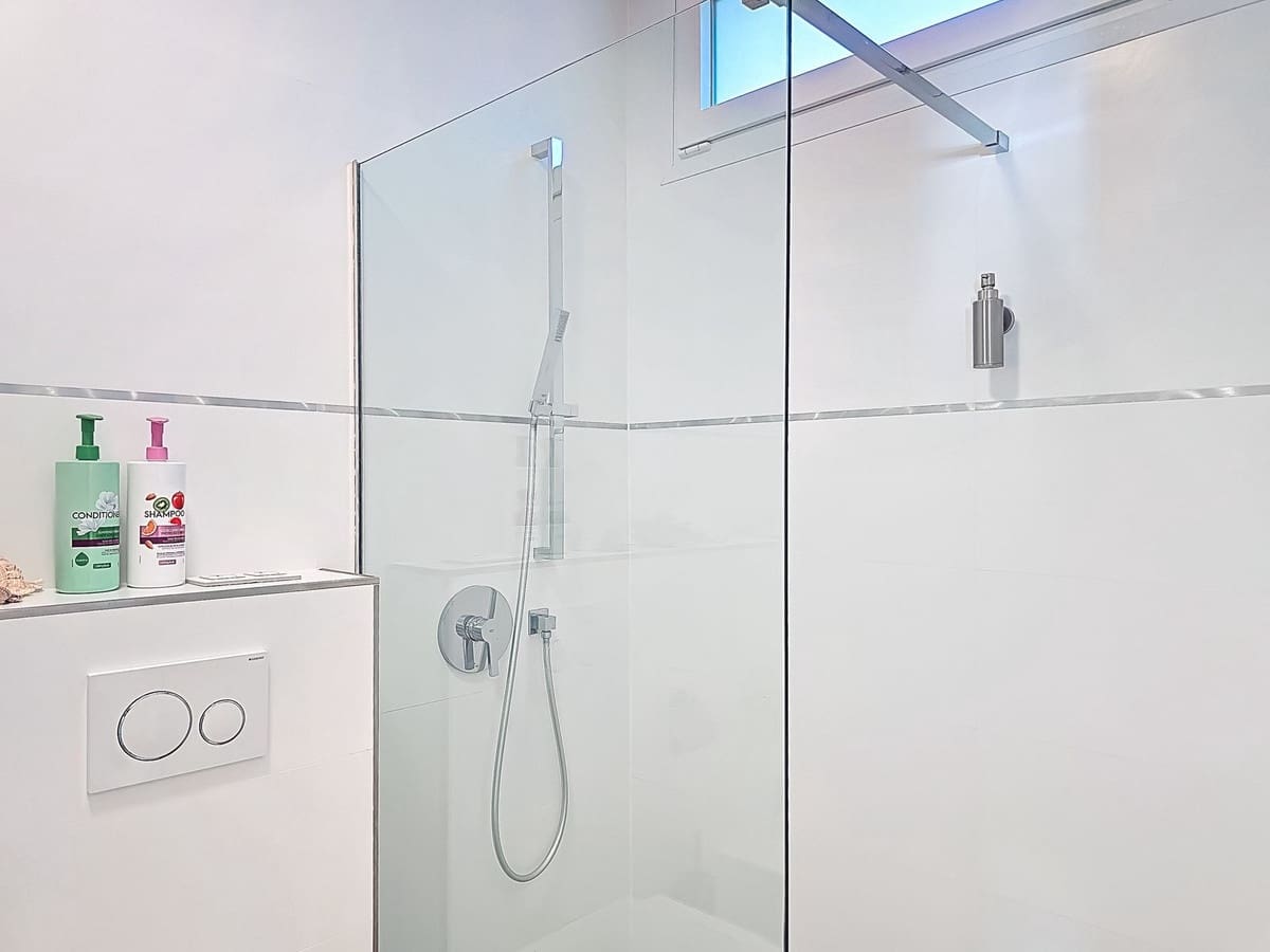 4 sypialnia Willa na sprzedaż w Salobrena z basenem garażem - 840 000 € (Ref: 10043606)