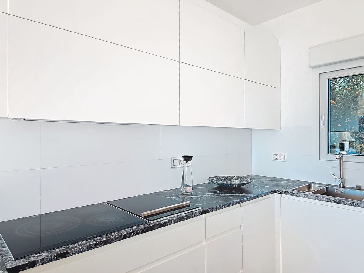 4 sypialnia Willa na sprzedaż w Salobrena z basenem garażem - 840 000 € (Ref: 10043606)