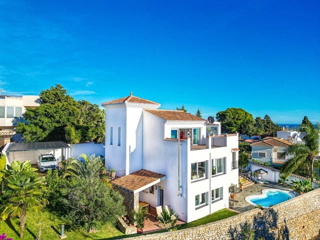 4 sypialnia Willa na sprzedaż w Salobreña z basenem garażem - 840 000 € (Ref: 10043606)