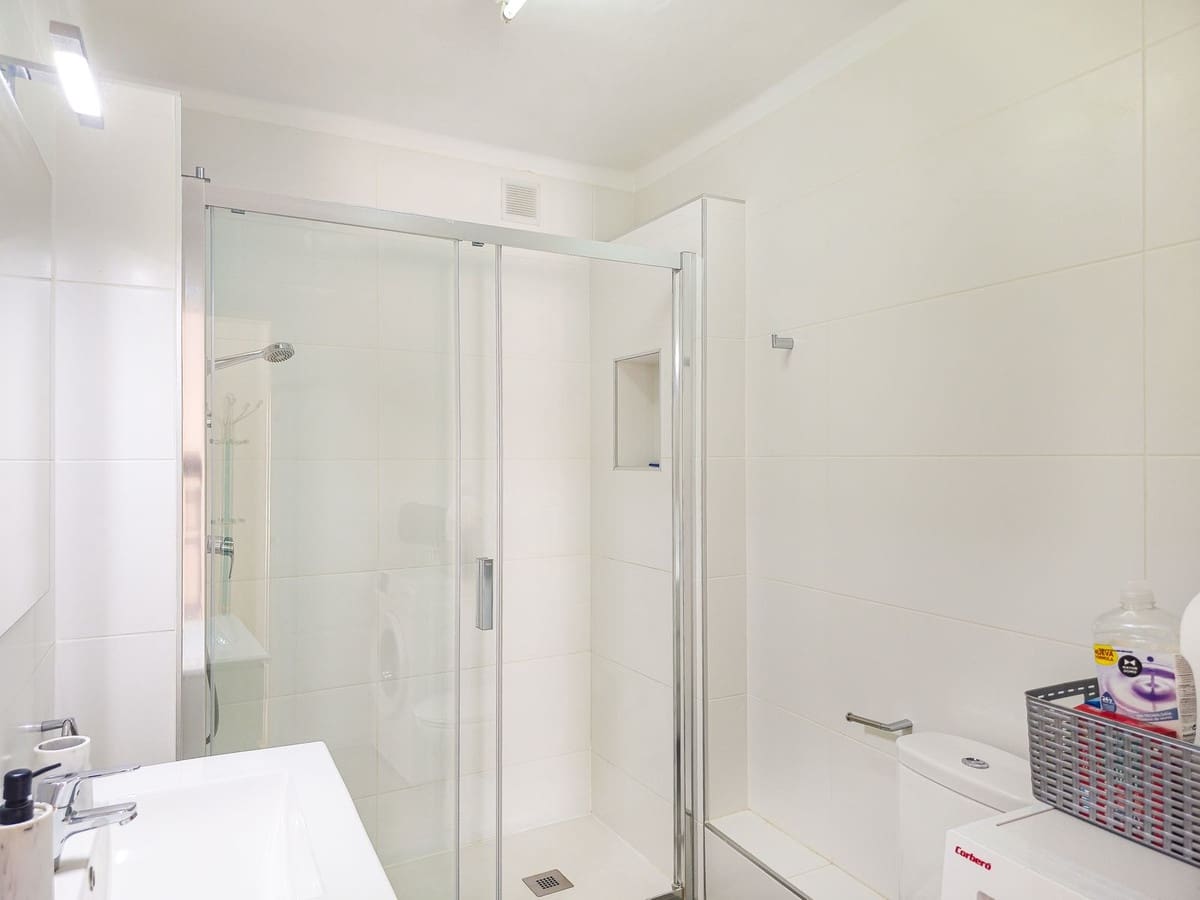 3 bedroom Penthouse for sale in Torre del Mar with pool - € 395,000 (Ref: 10060610)