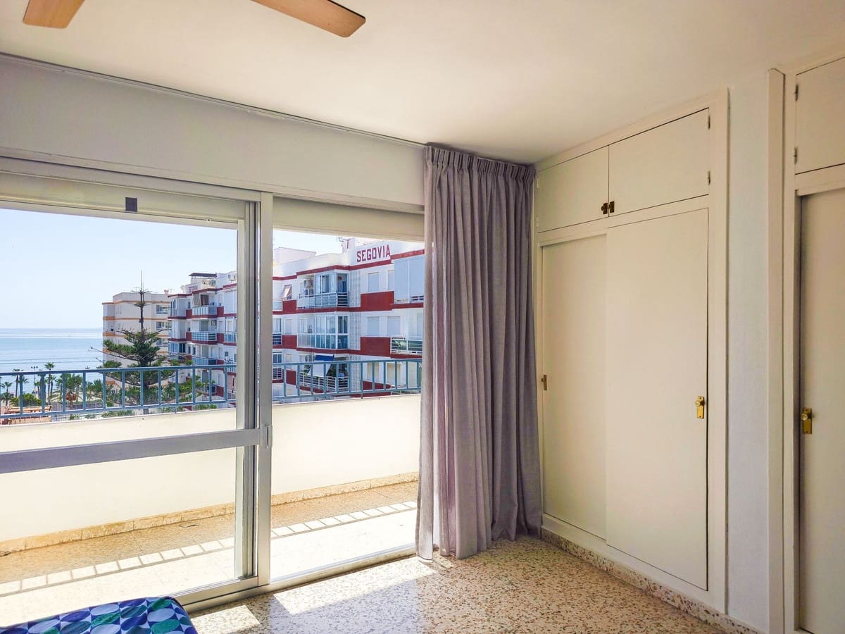 3 bedroom Penthouse for sale in Torre del Mar with pool - € 395,000 (Ref: 10060610)