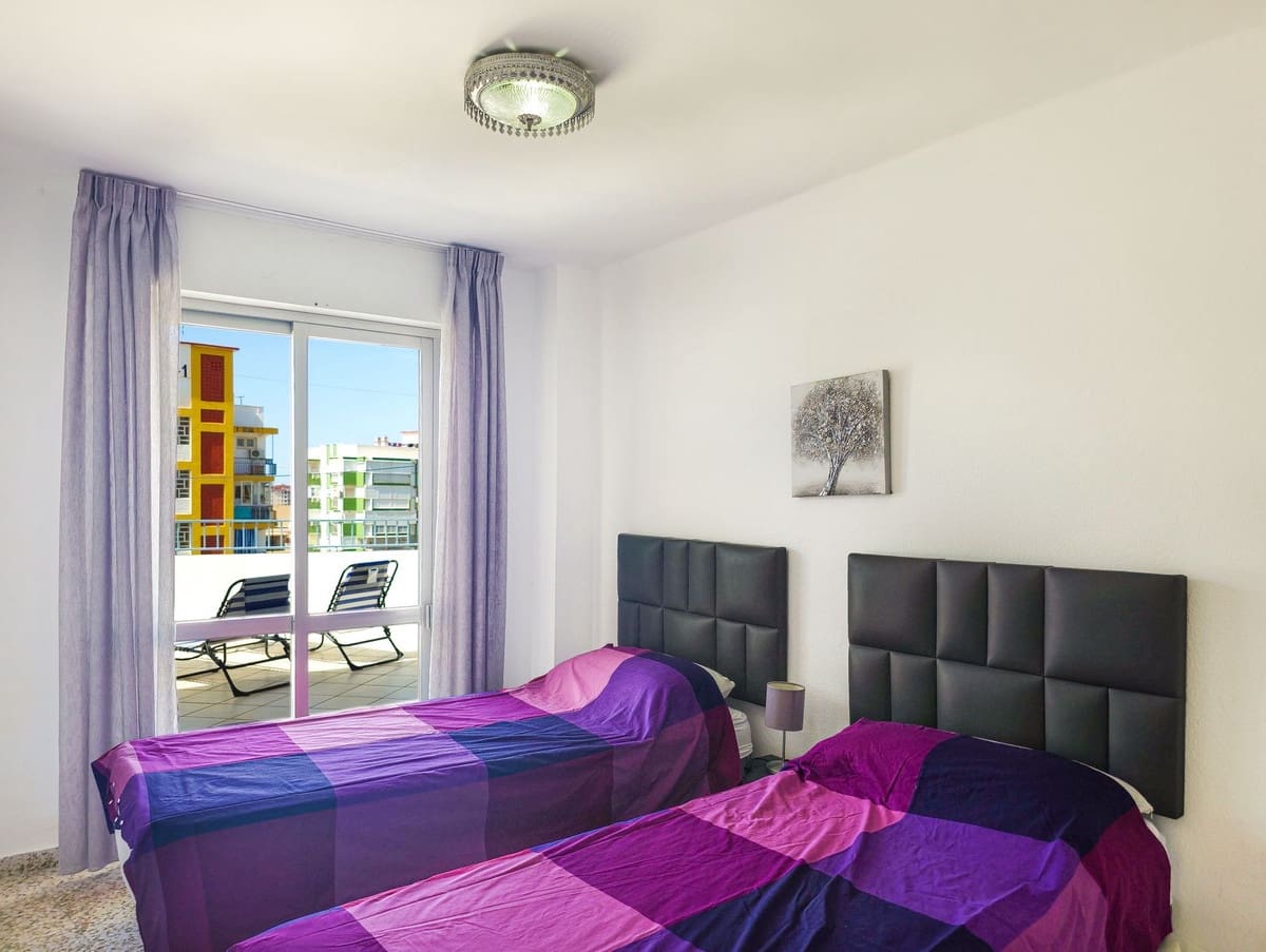 3 bedroom Penthouse for sale in Torre del Mar with pool - € 395,000 (Ref: 10060610)