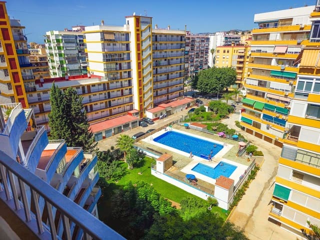 3 bedroom Penthouse for sale in Torre del Mar, Vélez-Málaga with pool - € 395,000 (Ref: 10060610)