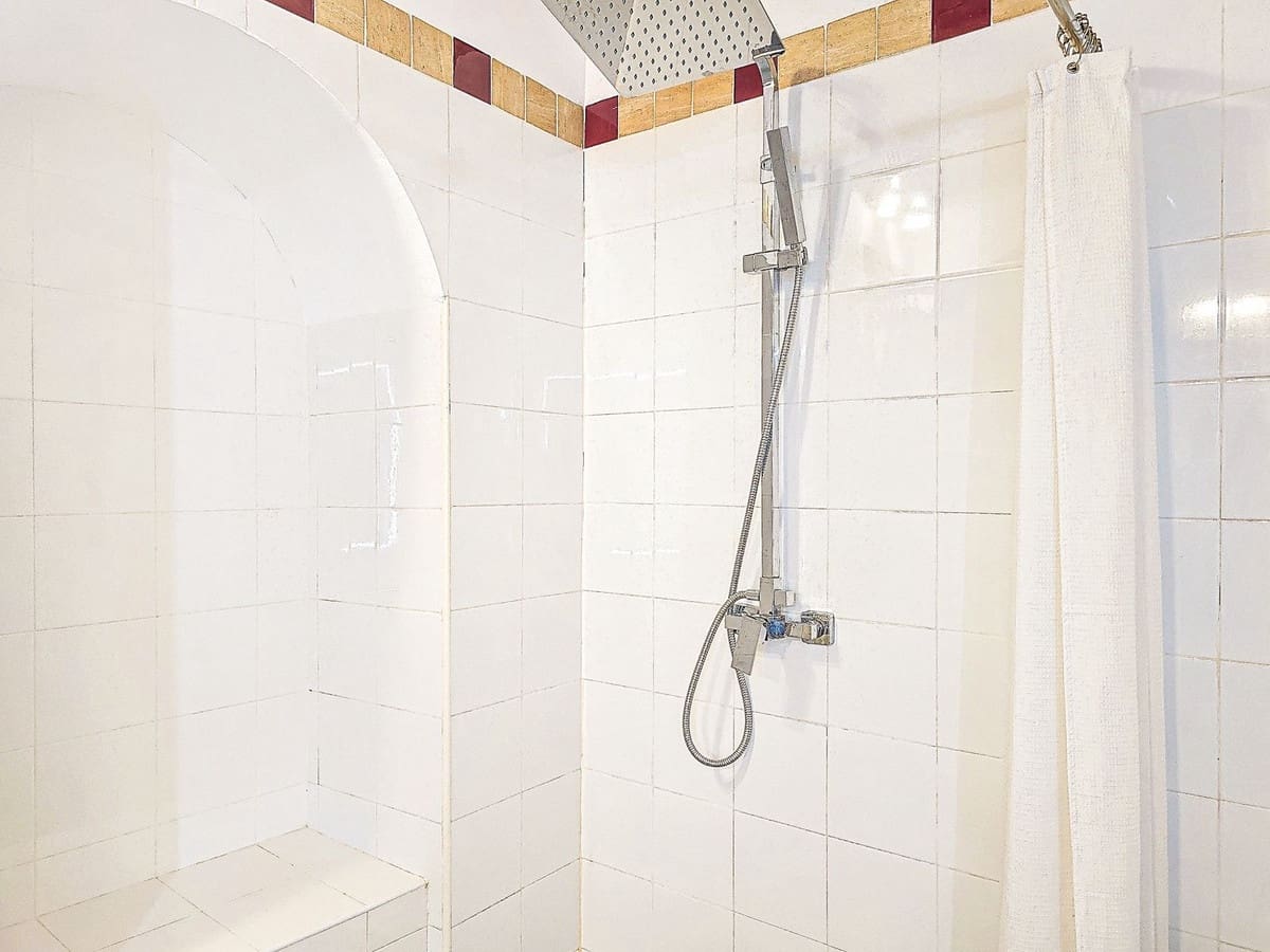 9 chambre Villa/Maison à vendre à Melegis avec piscine garage - 999 900 € (Ref: 10061098)