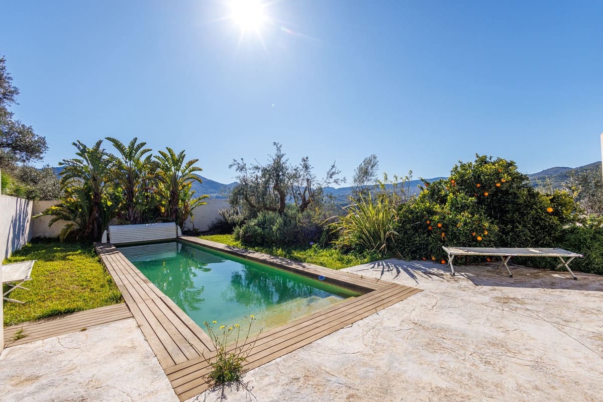 9 chambre Villa/Maison à vendre à Melegis avec piscine garage - 999 900 € (Ref: 10061098)