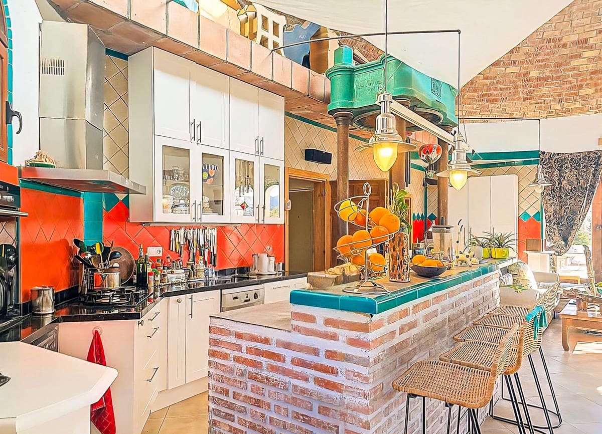 9 chambre Villa/Maison à vendre à Melegis avec piscine garage - 999 900 € (Ref: 10061098)