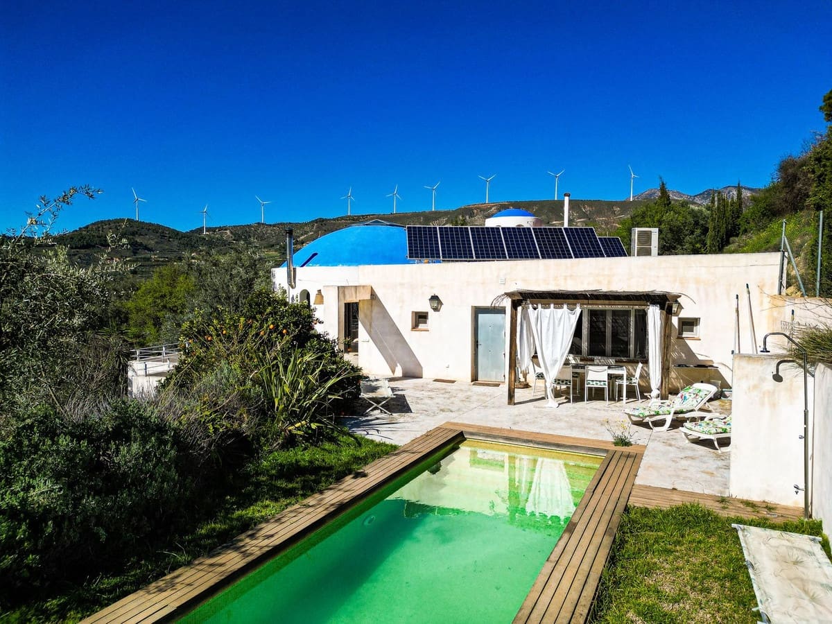 9 chambre Villa/Maison à vendre à Melegis avec piscine garage - 999 900 € (Ref: 10061098)