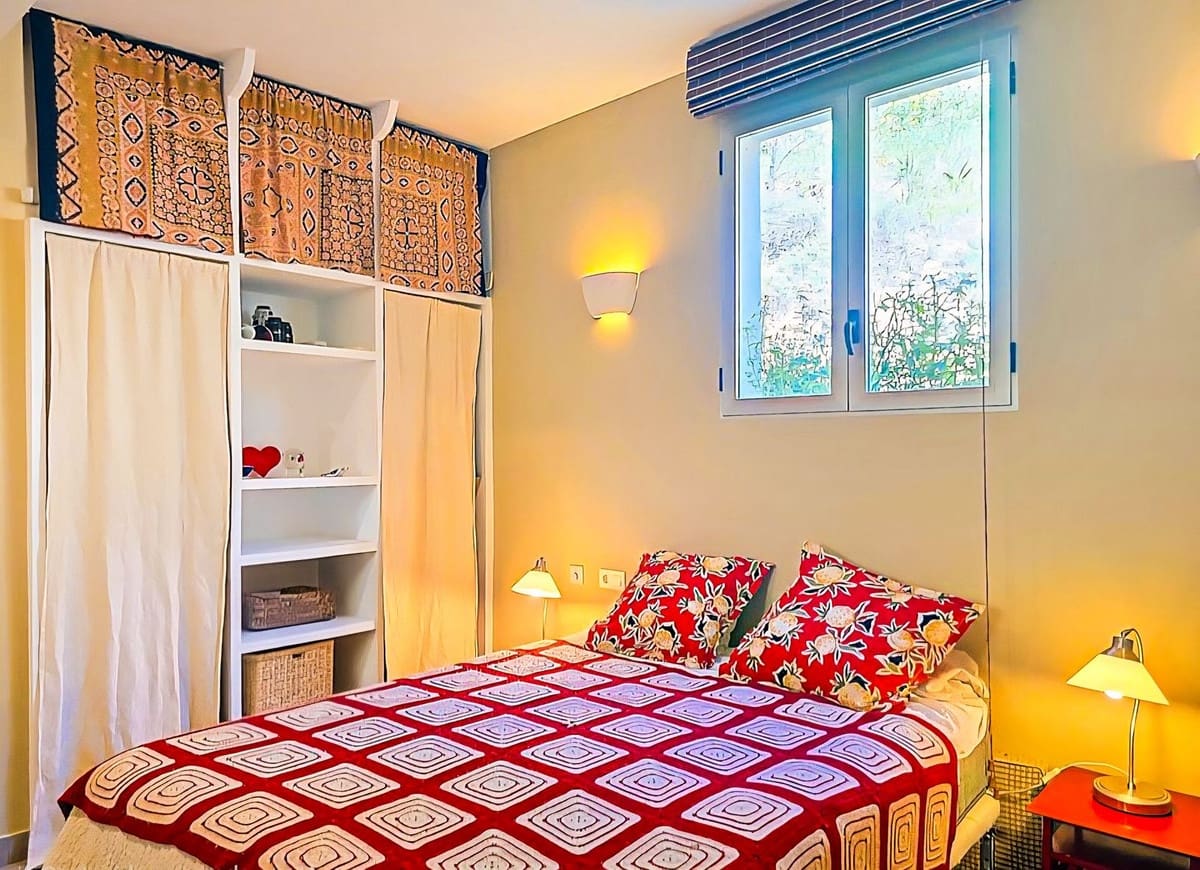 9 chambre Villa/Maison à vendre à Melegis avec piscine garage - 999 900 € (Ref: 10061098)