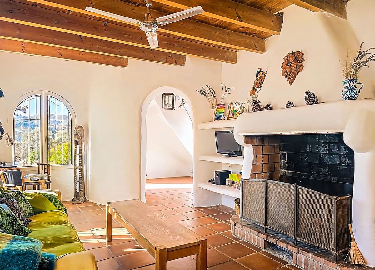 9 chambre Villa/Maison à vendre à Melegis avec piscine garage - 999 900 € (Ref: 10061098)