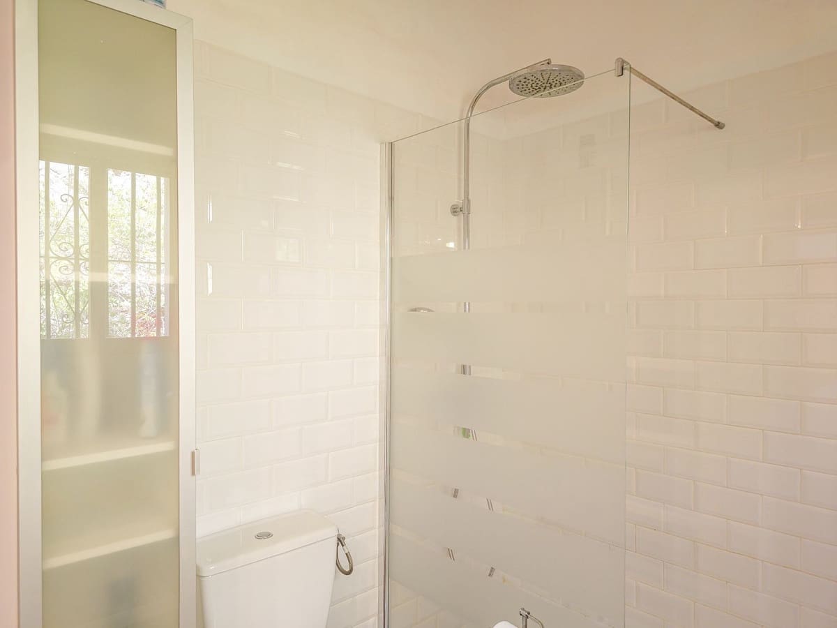 Chalet de 2 habitaciones en Arenas en venta con piscina garaje - 449.000 € (Ref: 10062350)
