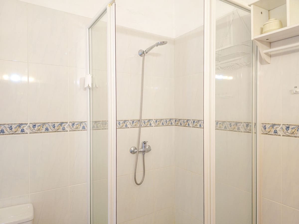 Chalet de 2 habitaciones en Arenas en venta con piscina garaje - 449.000 € (Ref: 10062350)