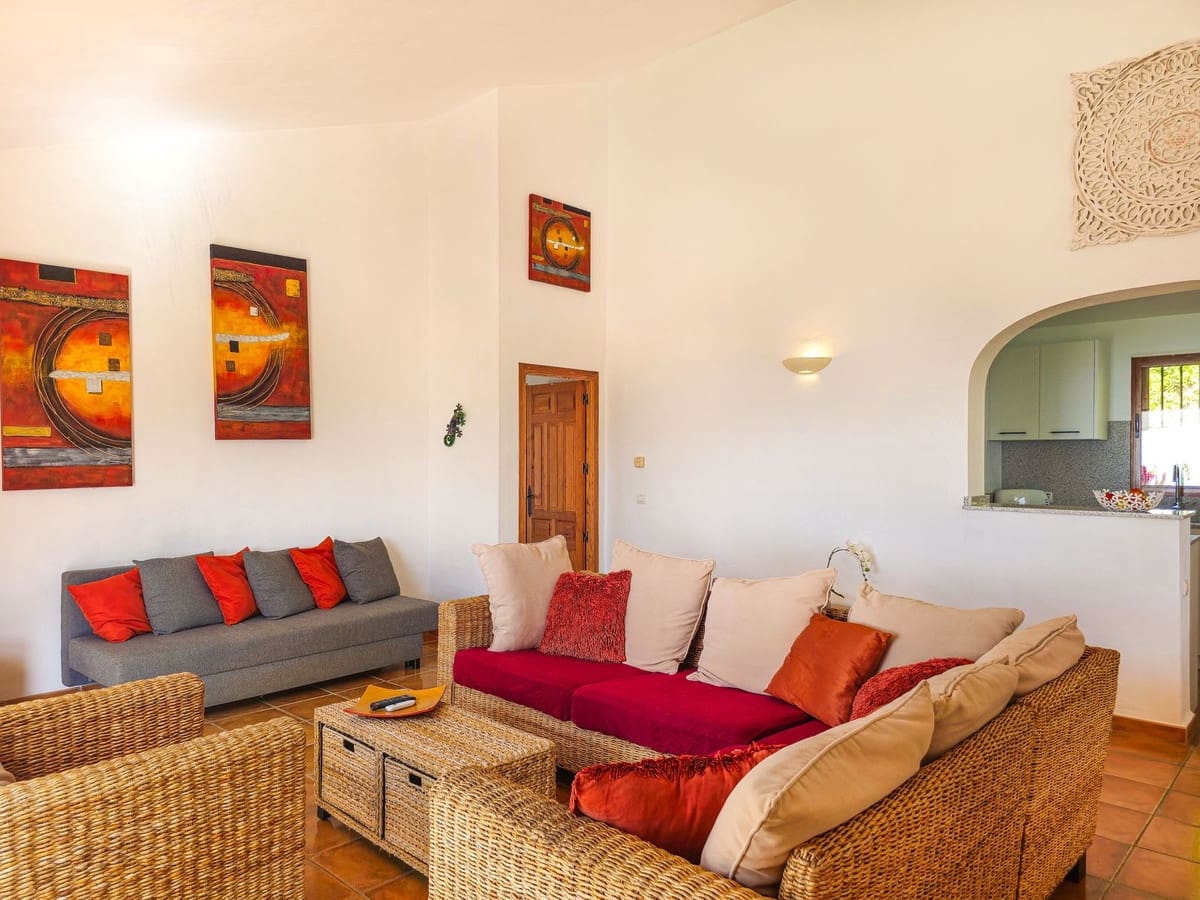 Chalet de 2 habitaciones en Arenas en venta con piscina garaje - 449.000 € (Ref: 10062350)