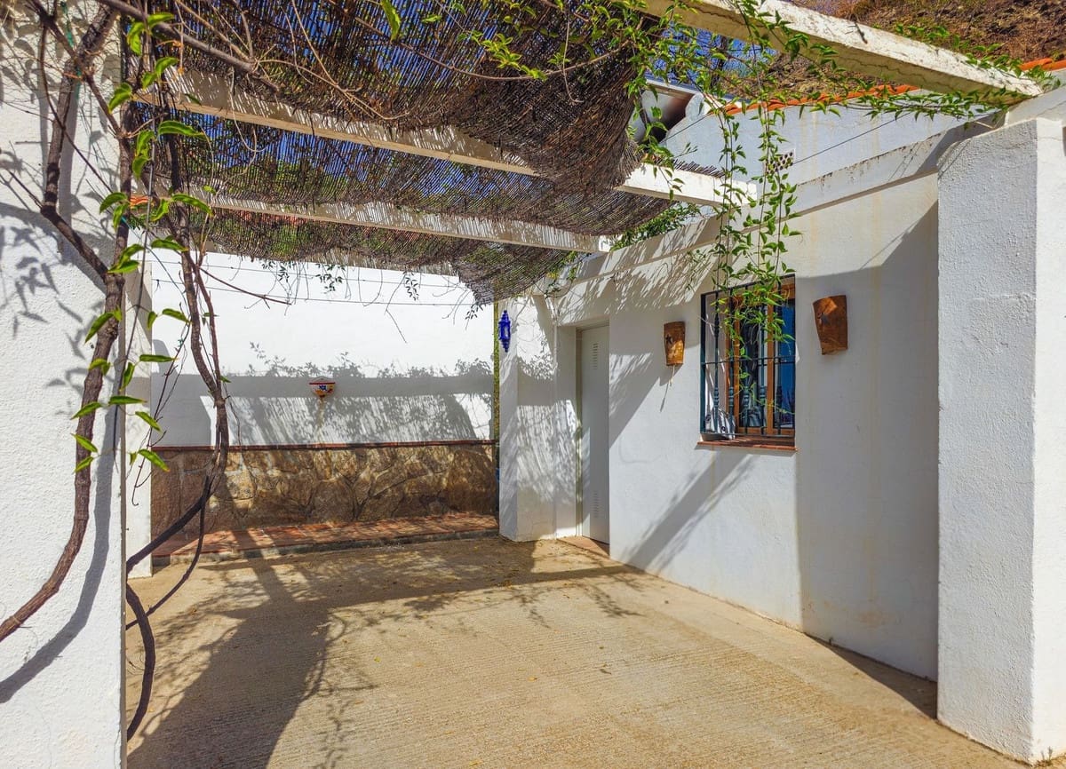 Chalet de 2 habitaciones en Arenas en venta con piscina garaje - 449.000 € (Ref: 10062350)