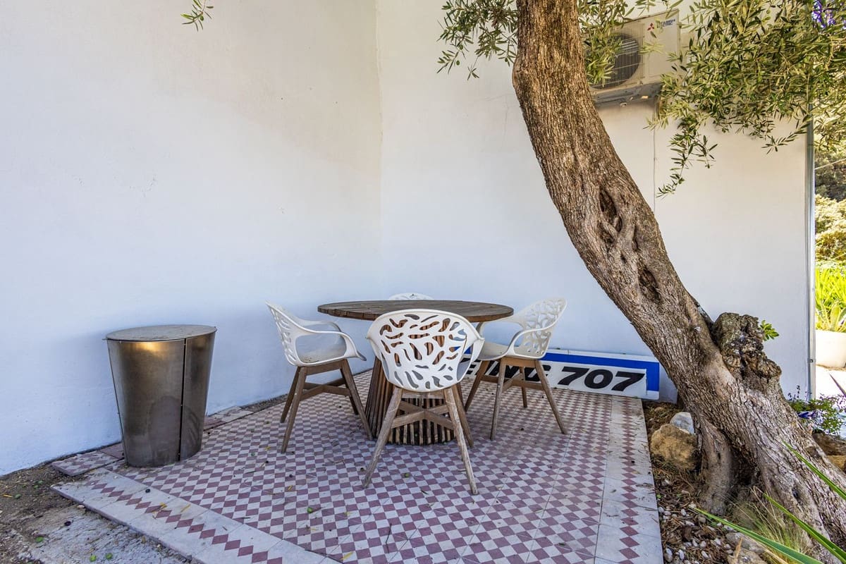 4 chambre Villa/Maison Semi-Mitoyenne à vendre à Iznajar avec piscine garage - 375 000 € (Ref: 10073011)