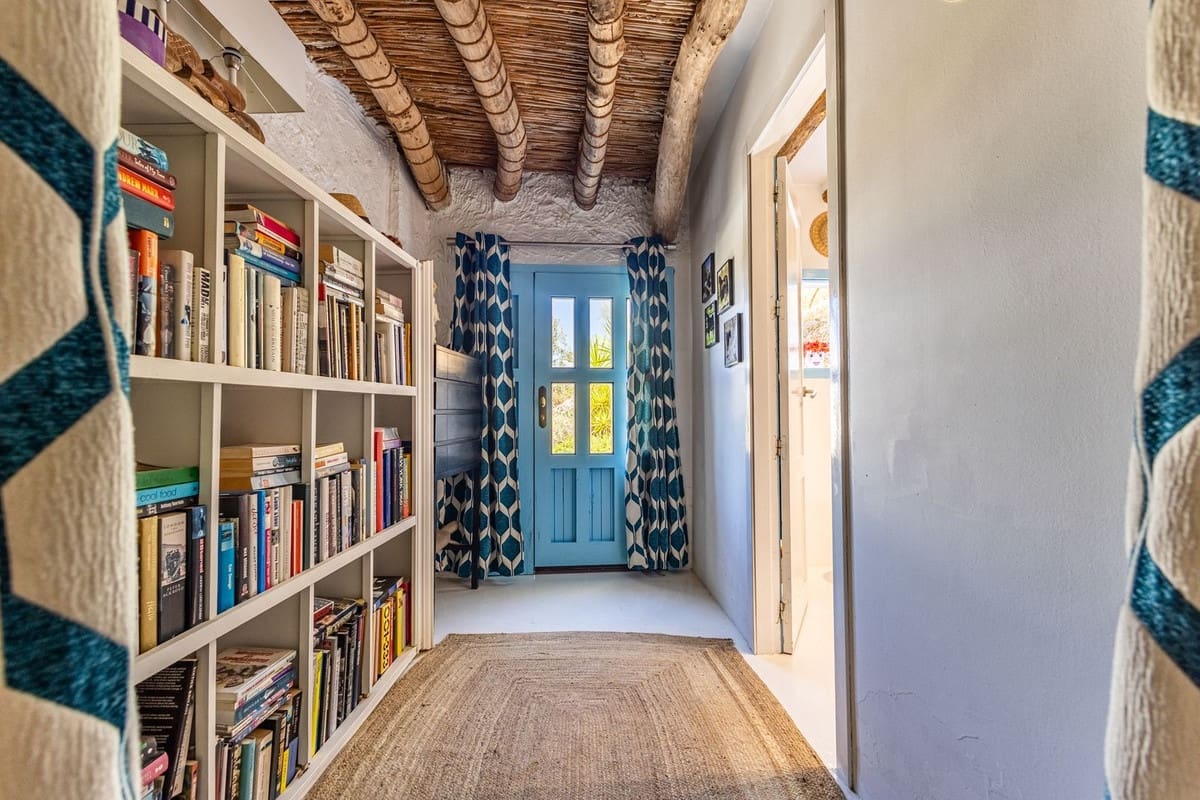 4 chambre Villa/Maison Semi-Mitoyenne à vendre à Iznajar avec piscine garage - 375 000 € (Ref: 10073011)