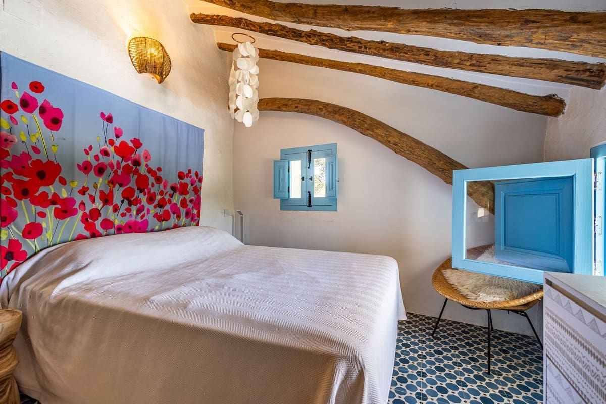 4 chambre Villa/Maison Semi-Mitoyenne à vendre à Iznajar avec piscine garage - 375 000 € (Ref: 10073011)