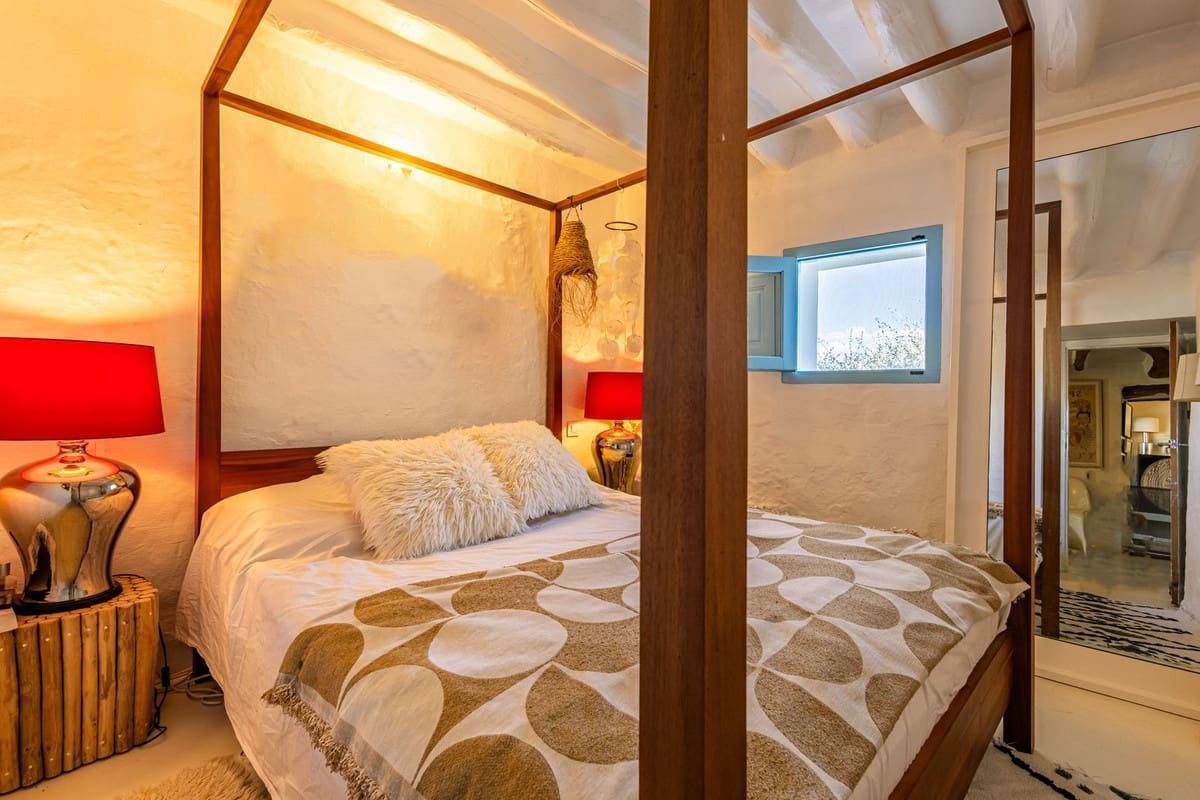 4 chambre Villa/Maison Semi-Mitoyenne à vendre à Iznajar avec piscine garage - 375 000 € (Ref: 10073011)