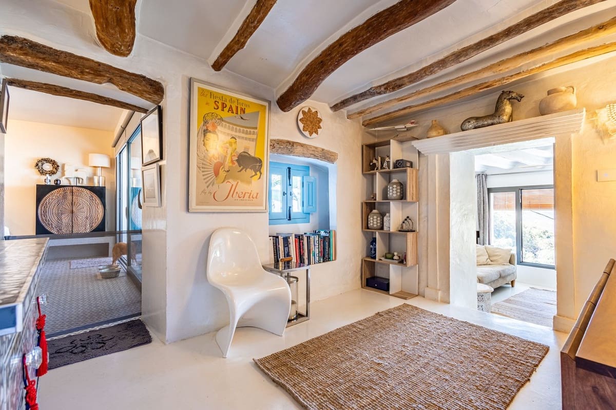4 chambre Villa/Maison Semi-Mitoyenne à vendre à Iznajar avec piscine garage - 375 000 € (Ref: 10073011)